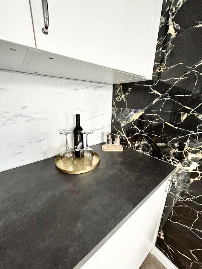 Smart Apartment Mir Várna Kültér fotó
